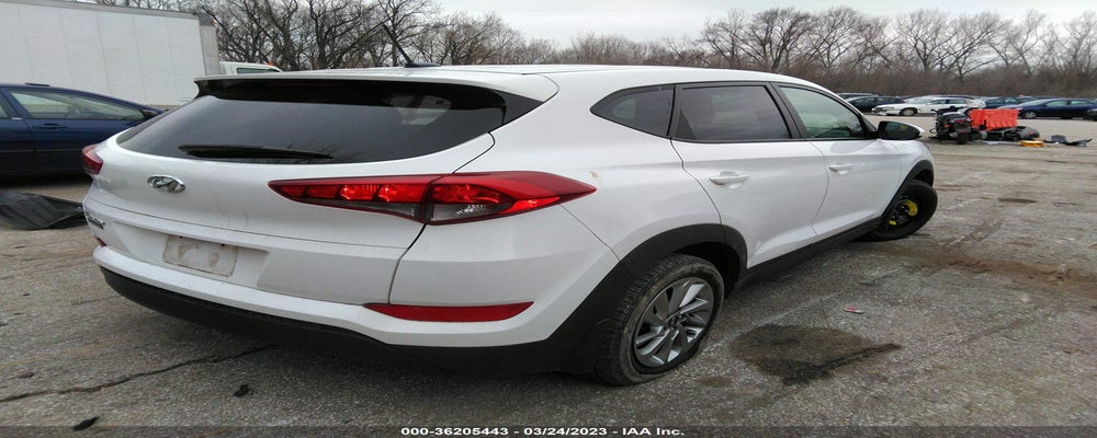 KM8J23A41GU099198 2016 HYUNDAI TUCSON photo no. 4