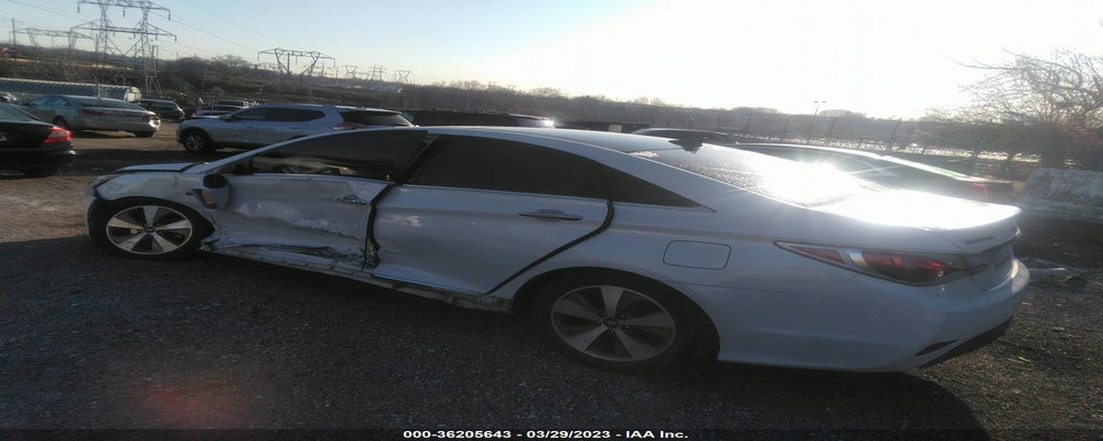 KMHEC4A41BA006856 2011 HYUNDAI SONATA photo no. 3