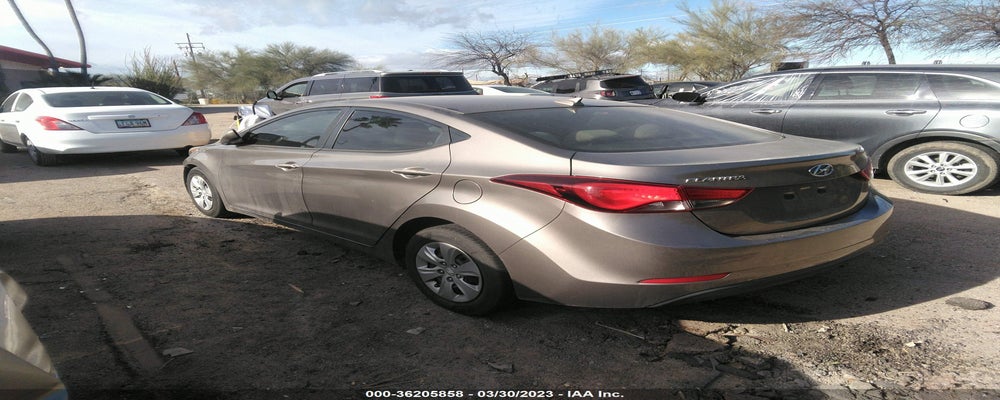 5NPDH4AE7GH719478 2016 HYUNDAI ELANTRA photo no. 3