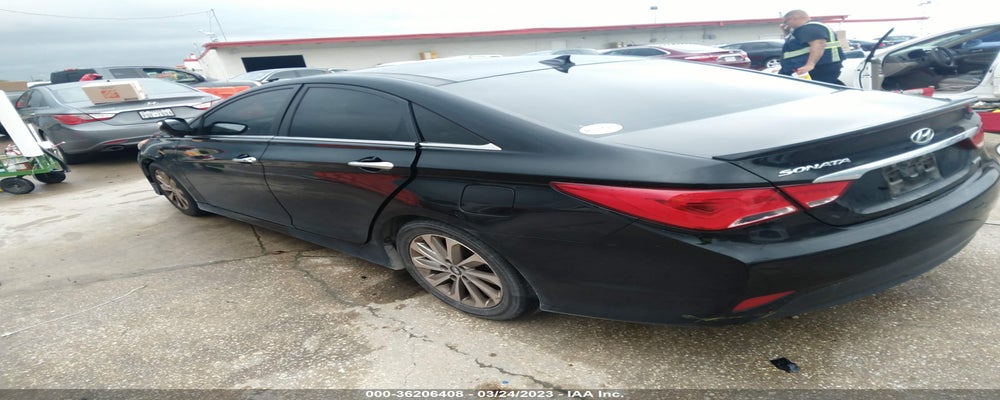 5NPEC4AC7EH919663 2014 HYUNDAI SONATA photo no. 3