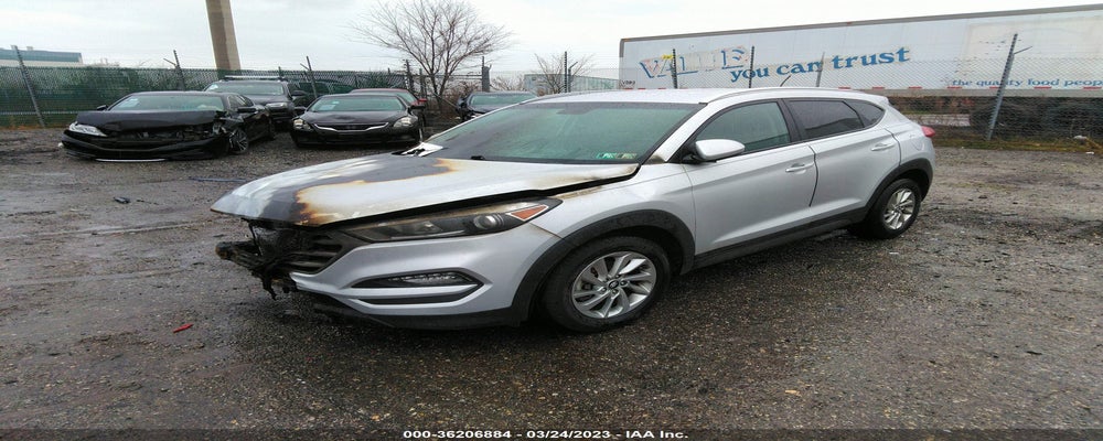 KM8J3CA49GU220928 2016 HYUNDAI TUCSON photo no. 2