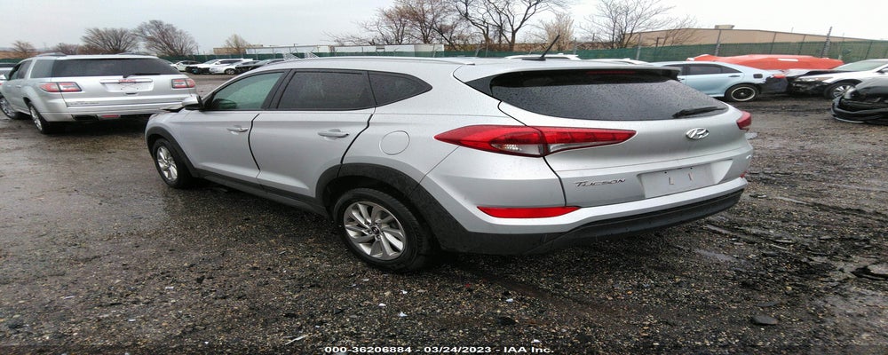 KM8J3CA49GU220928 2016 HYUNDAI TUCSON photo no. 3