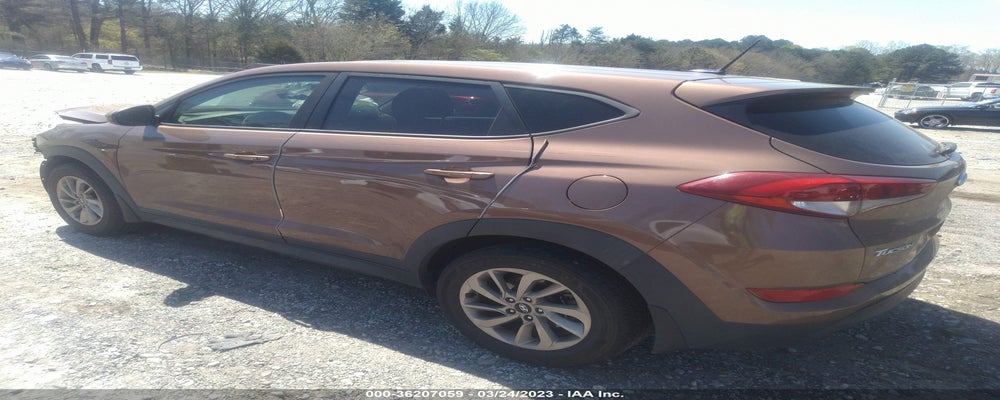 KM8J23A44HU443401 2017 HYUNDAI TUCSON photo no. 3