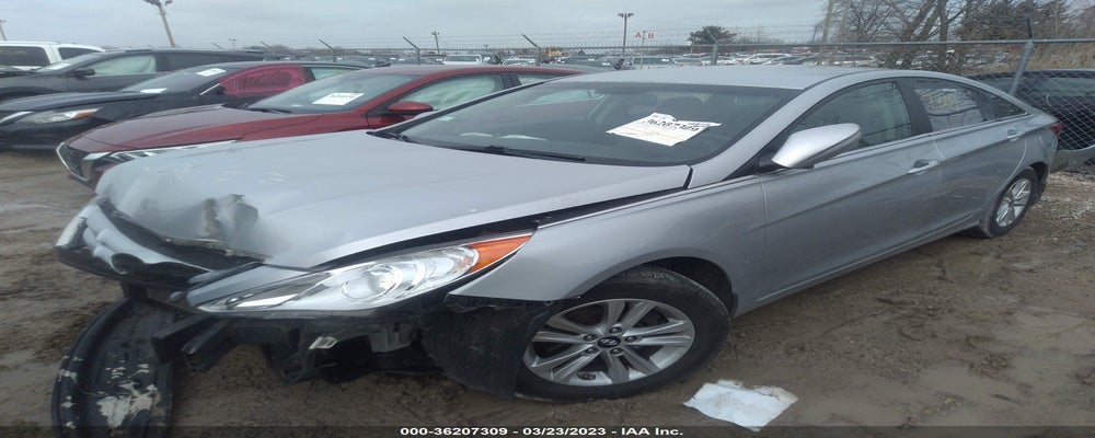 5NPEB4AC8BH114950 2011 HYUNDAI SONATA photo no. 2