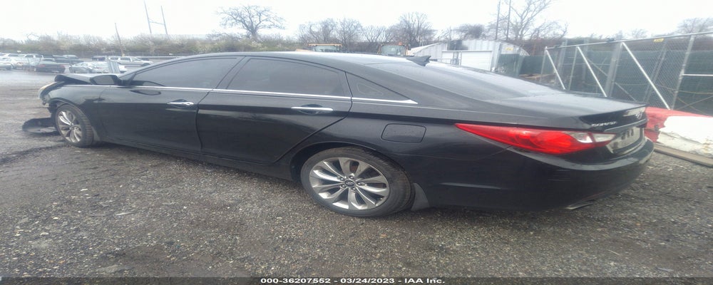 5NPEC4AC6BH122963 2011 HYUNDAI SONATA photo no. 3