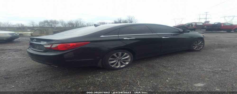 5NPEC4AC6BH122963 2011 HYUNDAI SONATA photo no. 4