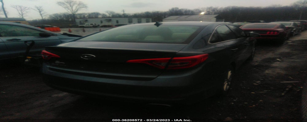5NPE24AF8HH475601 2017 HYUNDAI SONATA photo no. 4