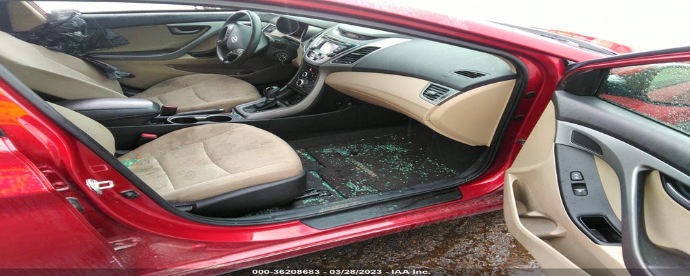 5NPDH4AE9FH582249 2015 HYUNDAI ELANTRA photo no. 5