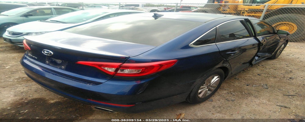 5NPE24AFXFH206853 2015 HYUNDAI SONATA photo no. 4