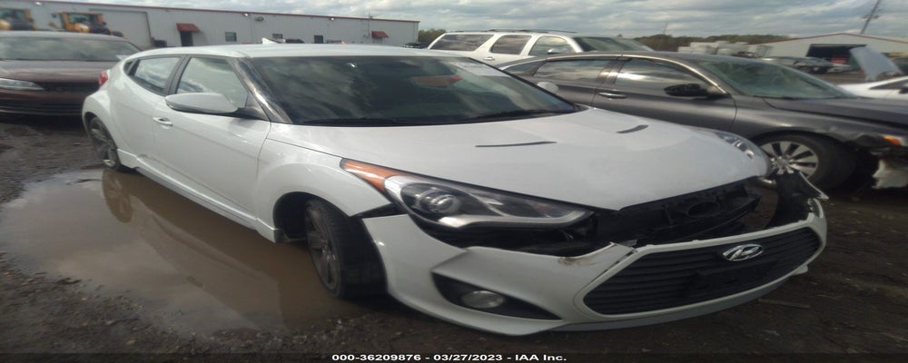 KMHTC6AE1FU228717 2015 HYUNDAI VELOSTER photo no. 13