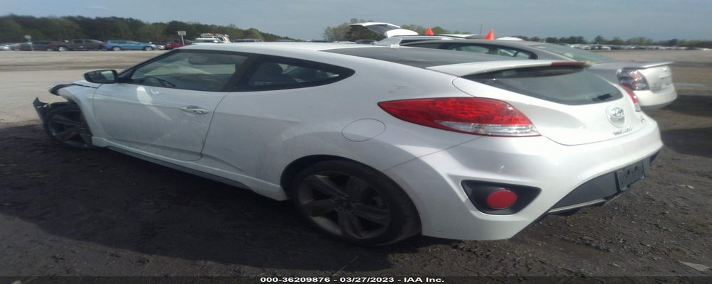 KMHTC6AE1FU228717 2015 HYUNDAI VELOSTER photo no. 3