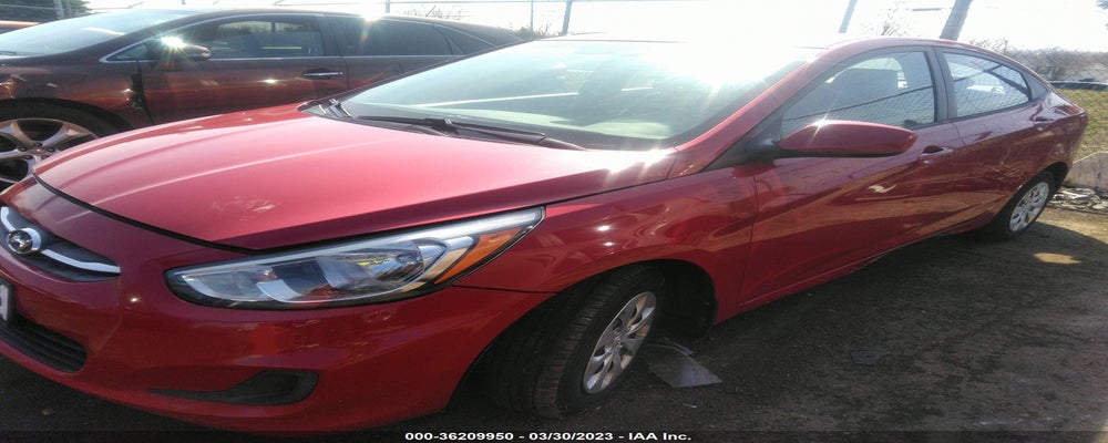 KMHCT4AE3GU045504 2016 HYUNDAI ACCENT photo no. 2
