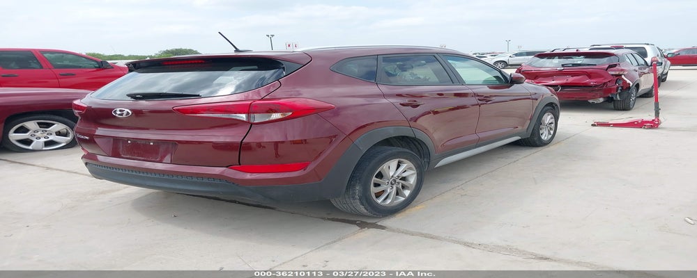 KM8J33A45HU447406 2017 HYUNDAI TUCSON photo no. 4