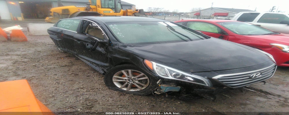 5NPE24AF0FH174835 2015 HYUNDAI SONATA photo no. 14