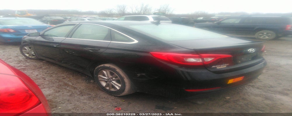 5NPE24AF0FH174835 2015 HYUNDAI SONATA photo no. 3