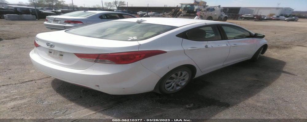 5NPDH4AE8BH004363 2011 HYUNDAI ELANTRA photo no. 4