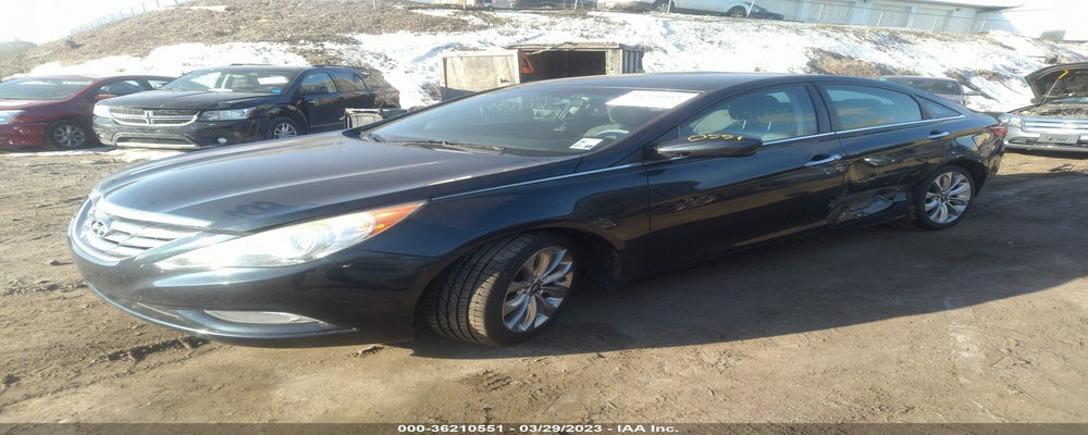 5NPEC4AC8BH020192 2011 HYUNDAI SONATA photo no. 2