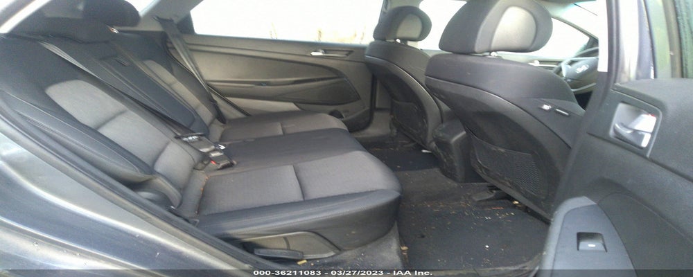 KM8J3CA4XHU318142 2017 HYUNDAI TUCSON photo no. 8