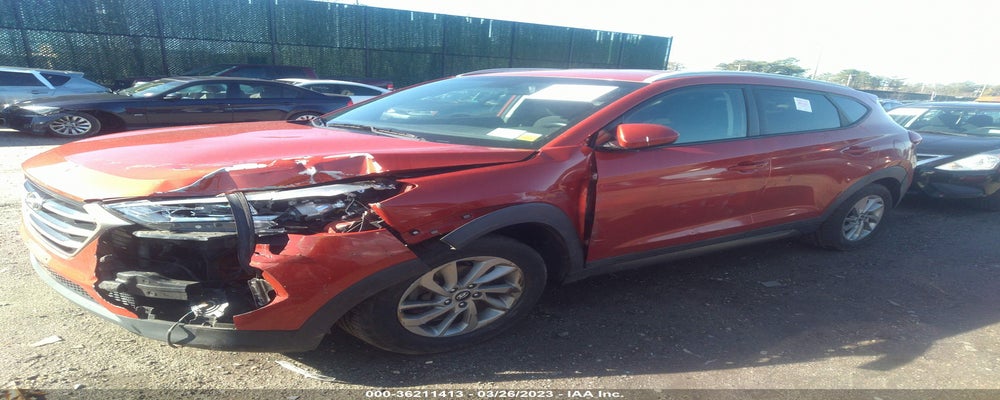 KM8J33A4XGU056363 2016 HYUNDAI TUCSON photo no. 6