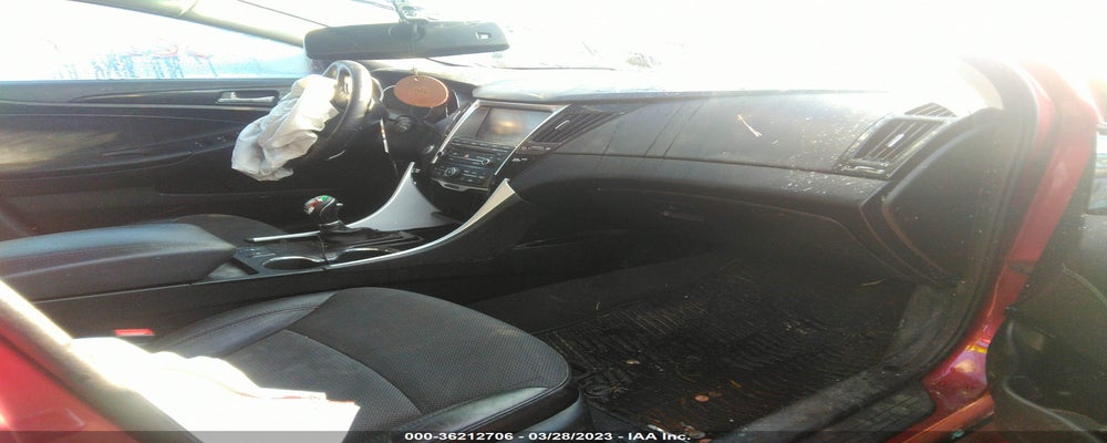 5NPEC4AB7EH813382 2014 HYUNDAI SONATA photo no. 5