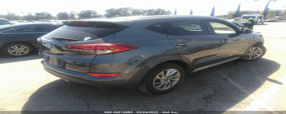 KM8J33A44JU681655 2018 HYUNDAI TUCSON photo no. 4