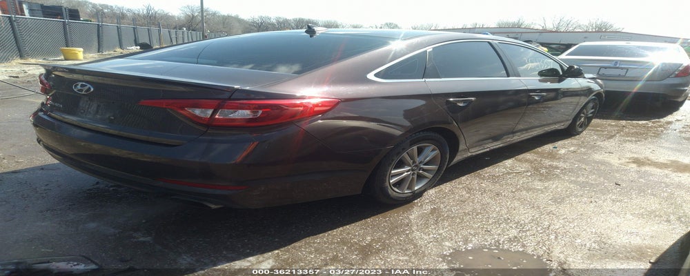 5NPE24AFXFH171909 2015 HYUNDAI SONATA photo no. 4
