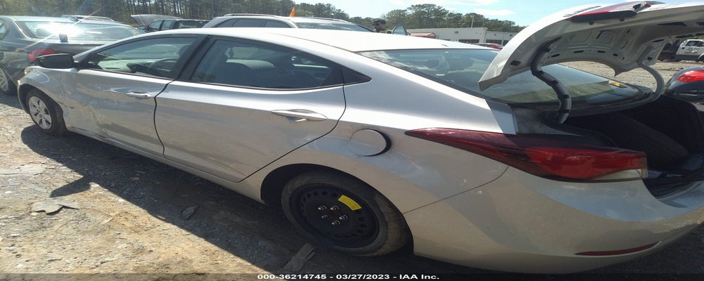 5NPDH4AE6FH566994 2015 HYUNDAI ELANTRA photo no. 3