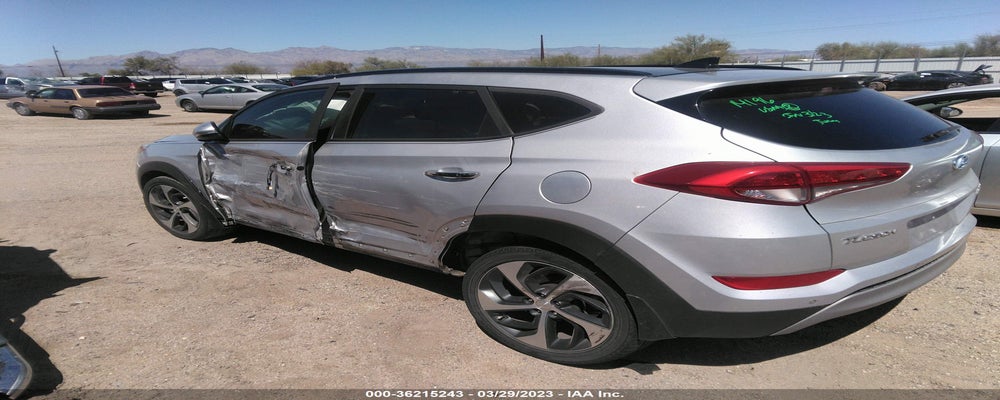 KM8J33A27JU620153 2018 HYUNDAI TUCSON photo no. 3