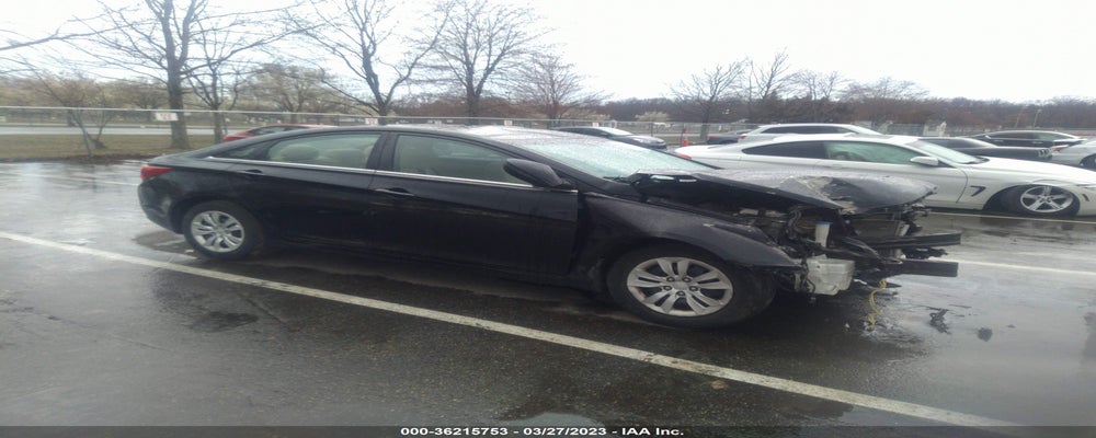 5NPEB4AC6DH608467 2013 HYUNDAI SONATA photo no. 2