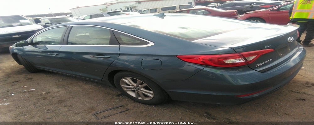 5NPE24AF0FH139499 2015 HYUNDAI SONATA photo no. 3