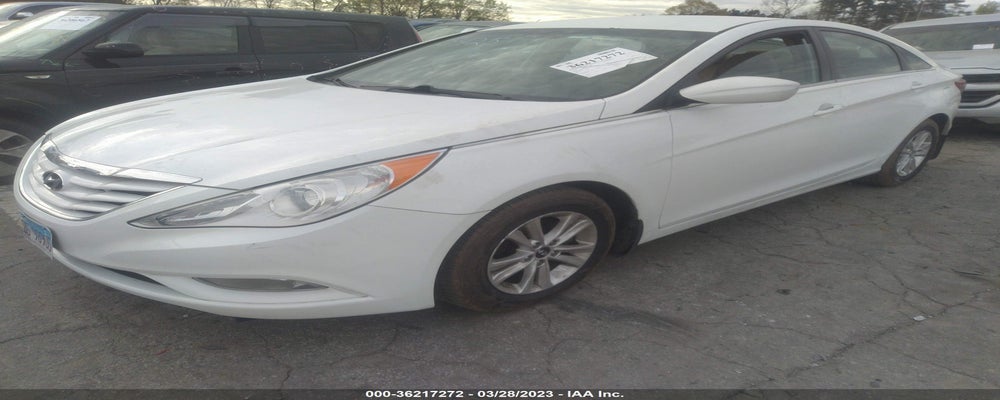 5NPEB4AC6DH745425 2013 HYUNDAI SONATA photo no. 2