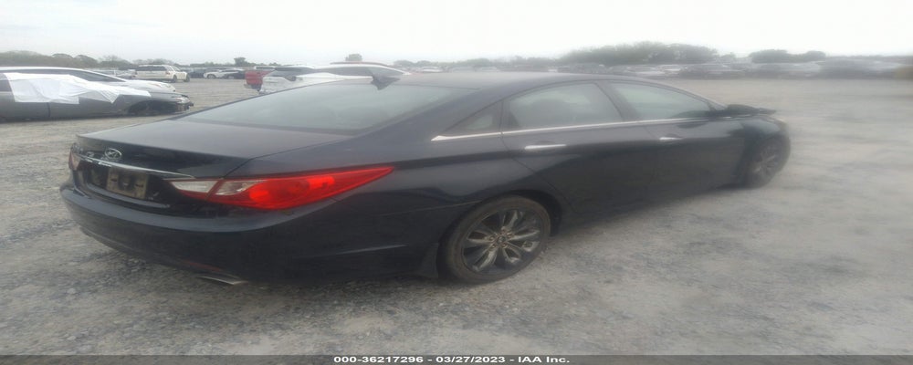 5NPEC4AC8BH107039 2011 HYUNDAI SONATA photo no. 4