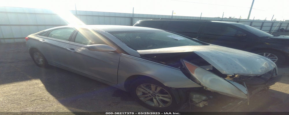 5NPEB4AC4DH675584 2013 HYUNDAI SONATA photo no. 10