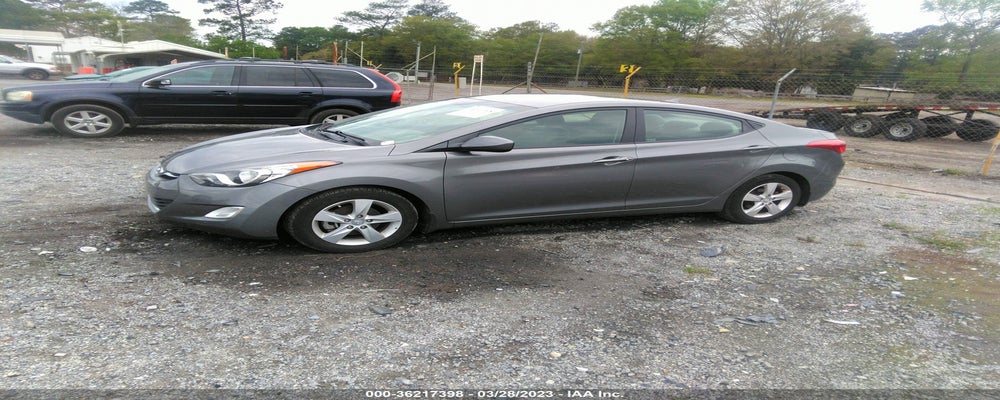 5NPDH4AE2DH234211 2013 HYUNDAI ELANTRA photo no. 2