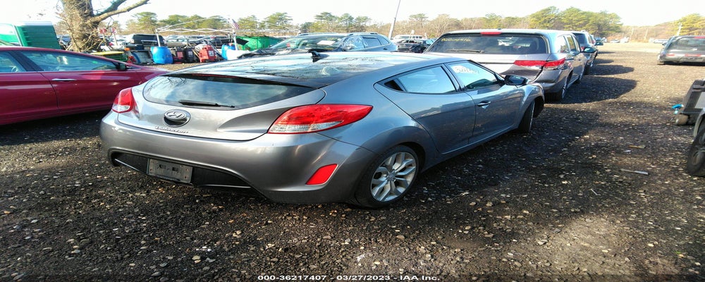 KMHTC6AD6CU044280 2012 HYUNDAI VELOSTER photo no. 4