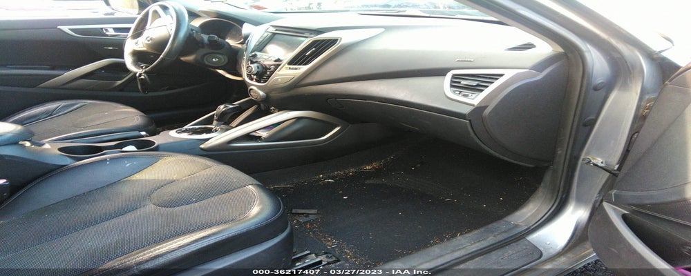 KMHTC6AD6CU044280 2012 HYUNDAI VELOSTER photo no. 5