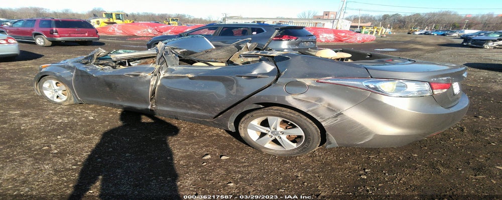 5NPDH4AE2DH445151 2013 HYUNDAI ELANTRA photo no. 3