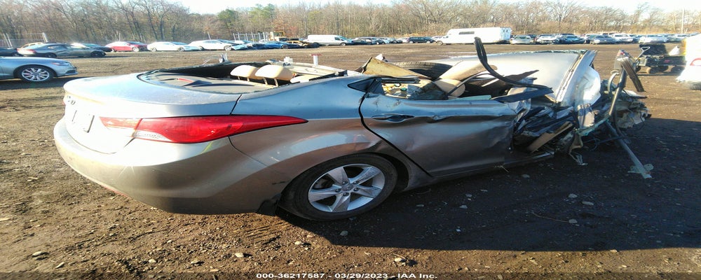 5NPDH4AE2DH445151 2013 HYUNDAI ELANTRA photo no. 4