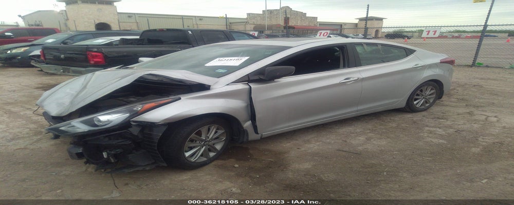 5NPDH4AE3FH602916 2015 HYUNDAI ELANTRA photo no. 2