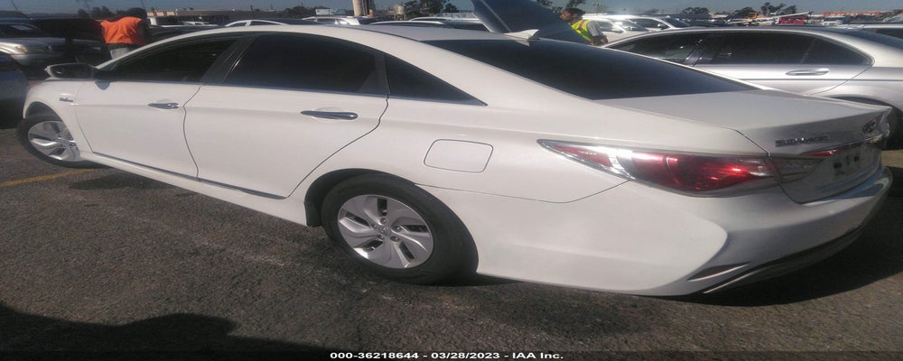 KMHEC4A41DA076201 2013 HYUNDAI SONATA photo no. 3