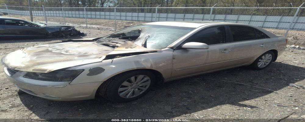 5NPEU4AC0AH644175 2010 HYUNDAI SONATA photo no. 2