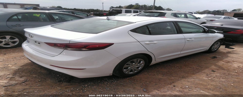 5NPD74LF2HH145138 2017 HYUNDAI ELANTRA photo no. 4
