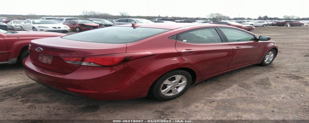 5NPDH4AE2FH573358 2015 HYUNDAI ELANTRA photo no. 4