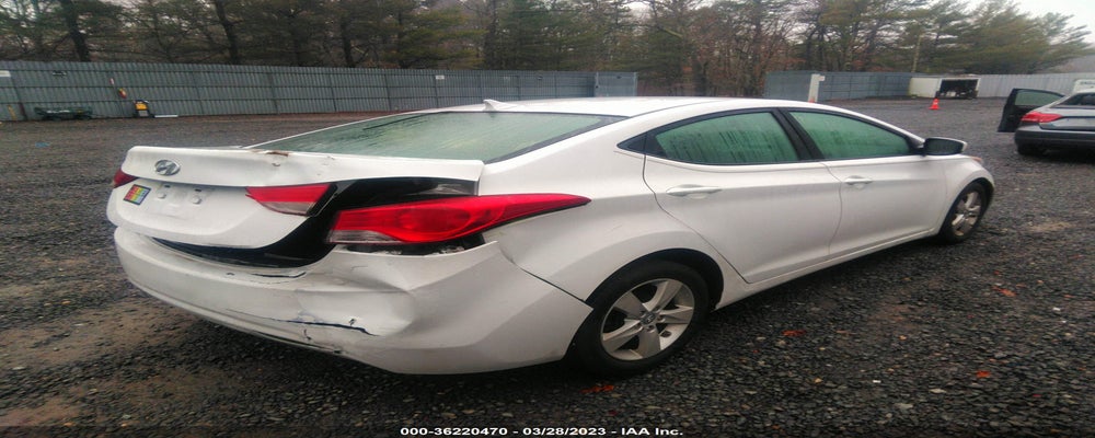 5NPDH4AE7DH355140 2013 HYUNDAI ELANTRA photo no. 4