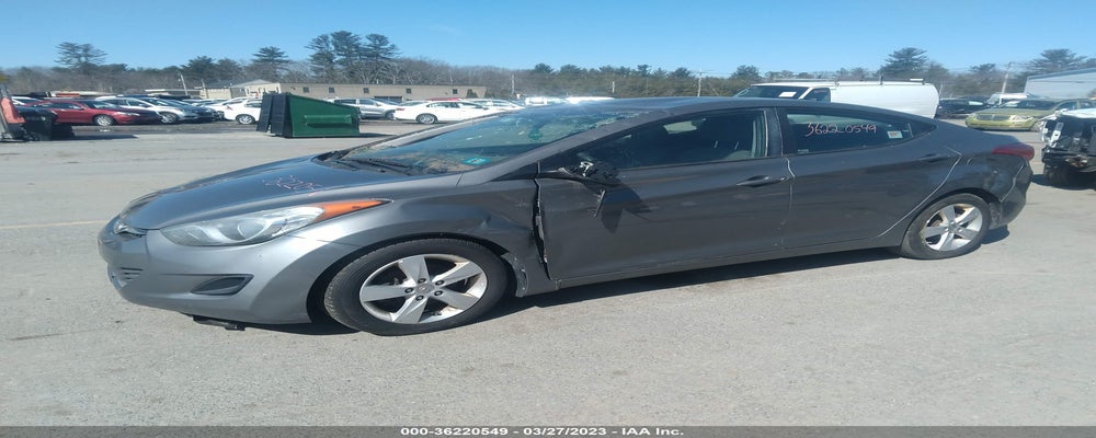 5NPDH4AE1DH355280 2013 HYUNDAI ELANTRA photo no. 2