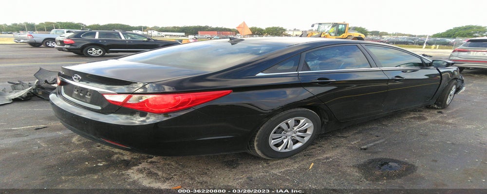 5NPEB4AC2DH593451 2013 HYUNDAI SONATA photo no. 4