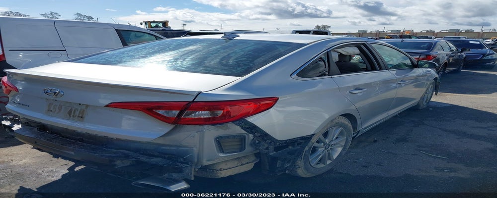 5NPE24AF1FH201959 2015 HYUNDAI SONATA photo no. 4