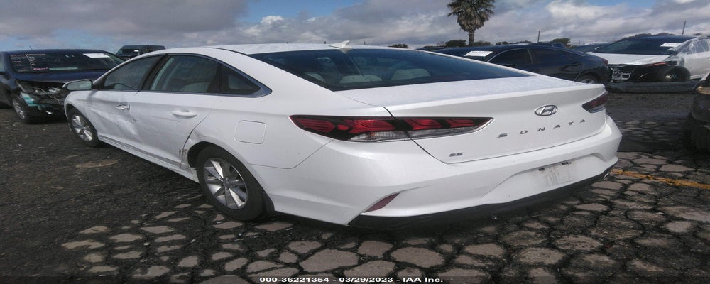 5NPE24AF1JH696673 2018 HYUNDAI SONATA photo no. 3