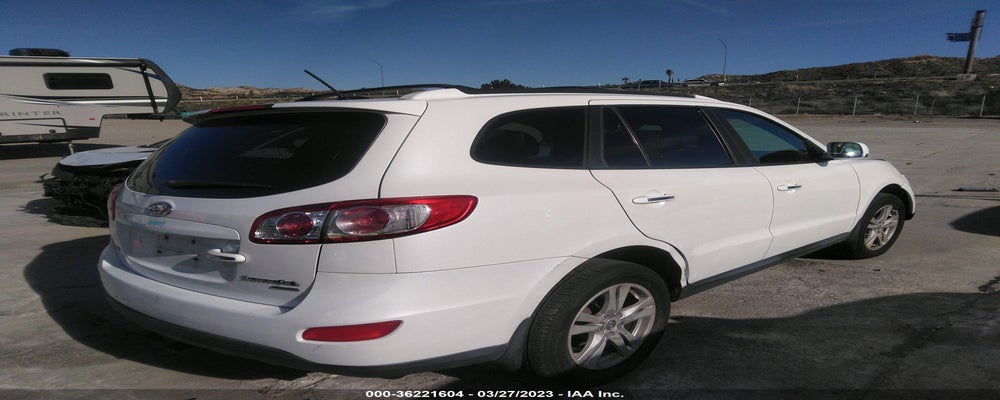5XYZK4AG8BG052607 2011 HYUNDAI SANTA FE photo no. 4