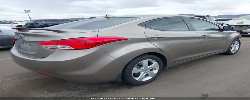 5NPDH4AE4DH413639 2013 HYUNDAI ELANTRA photo no. 4